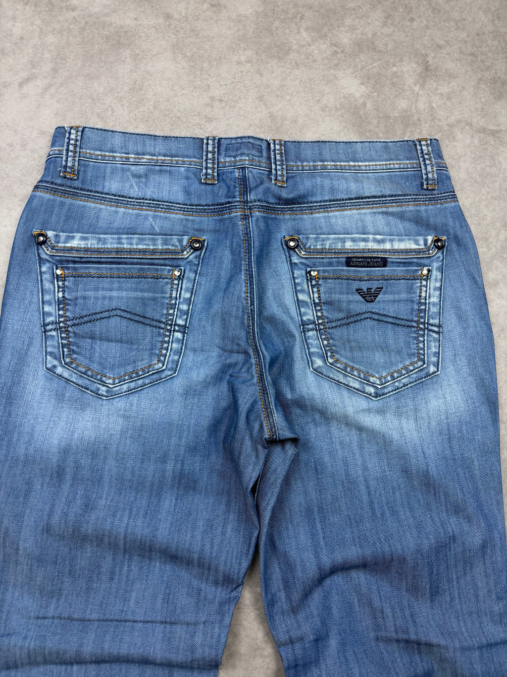 Armani Jeans (M)