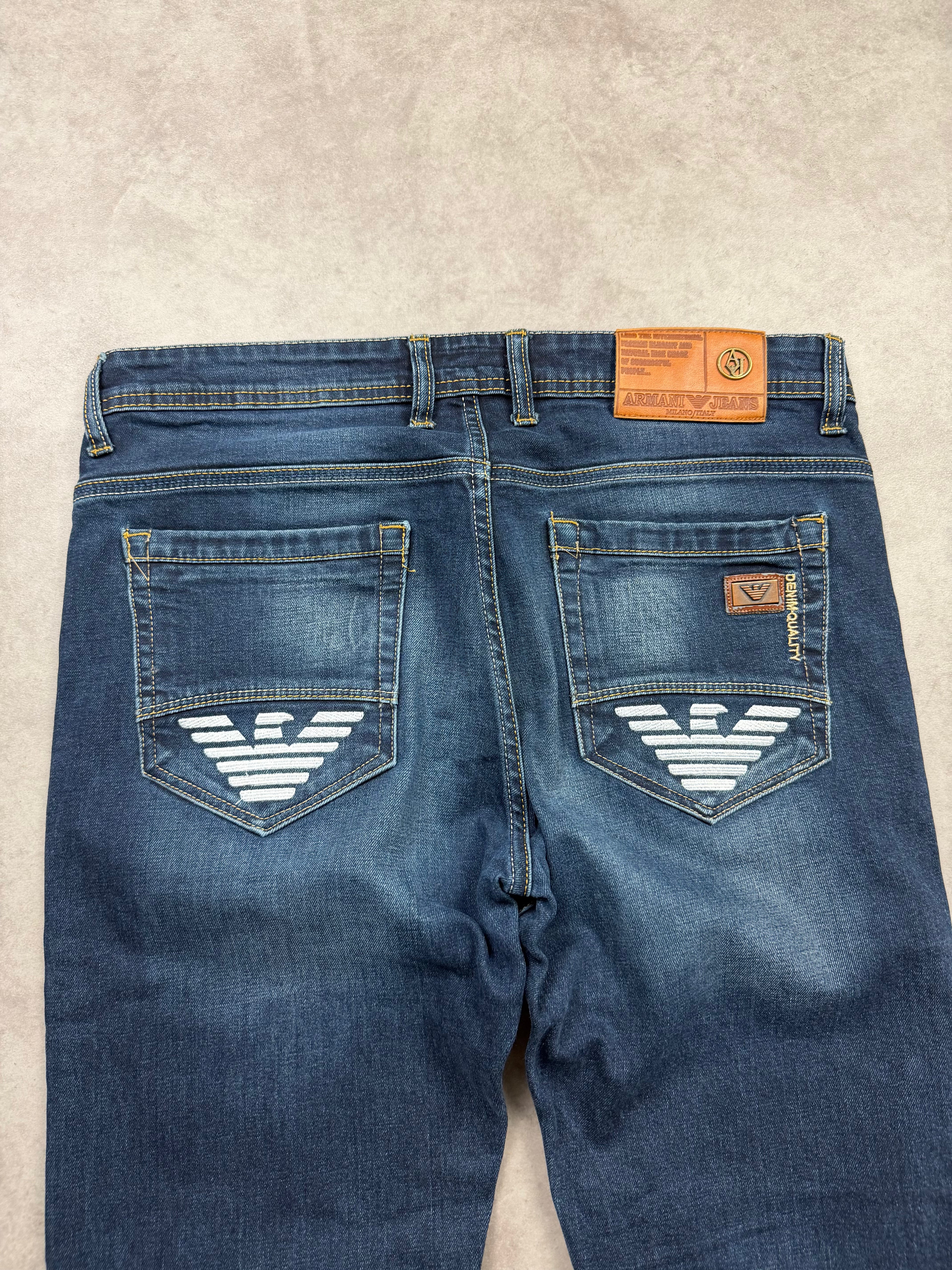 Armani Jeans (L)