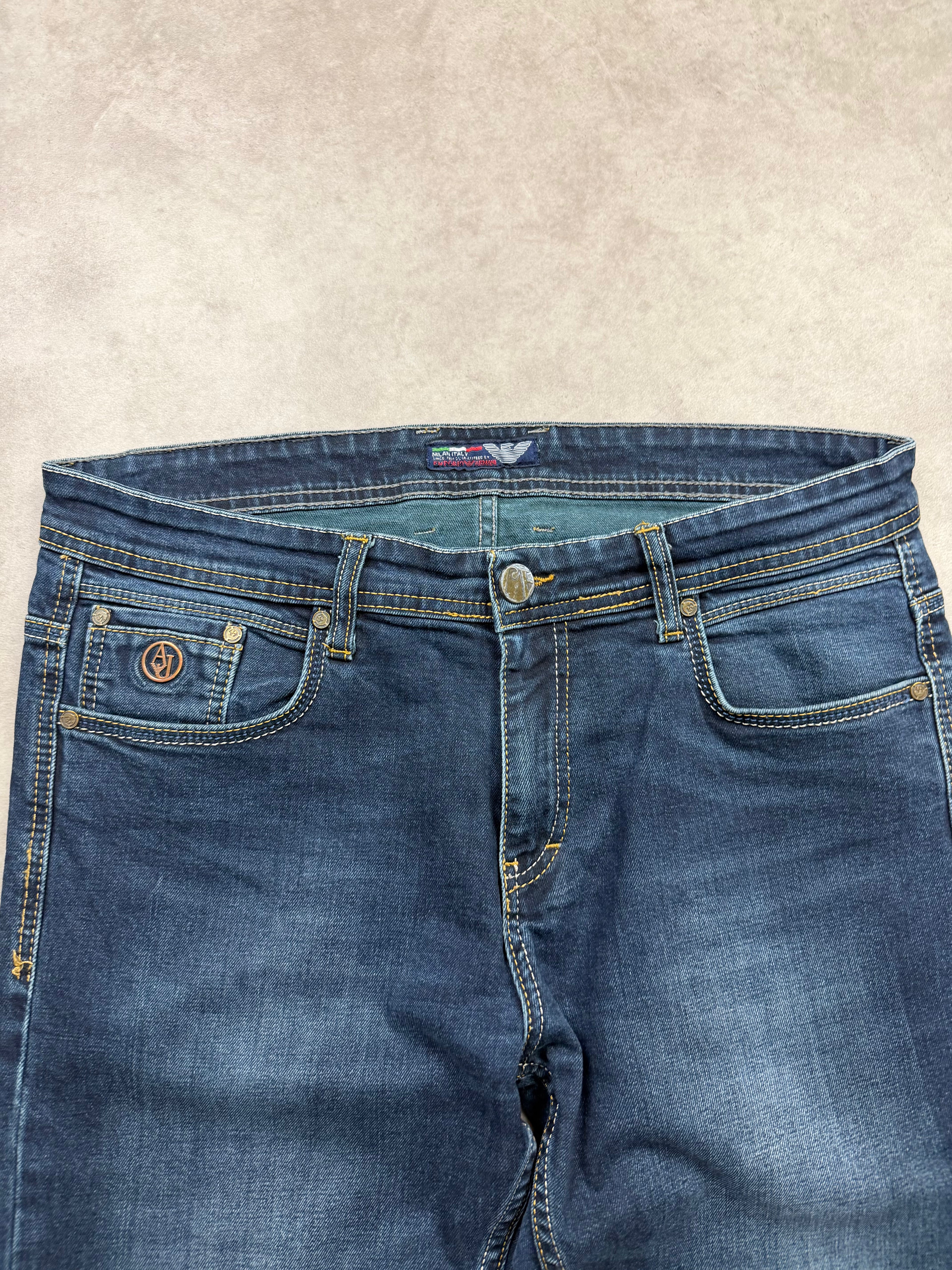 Armani Jeans (L)