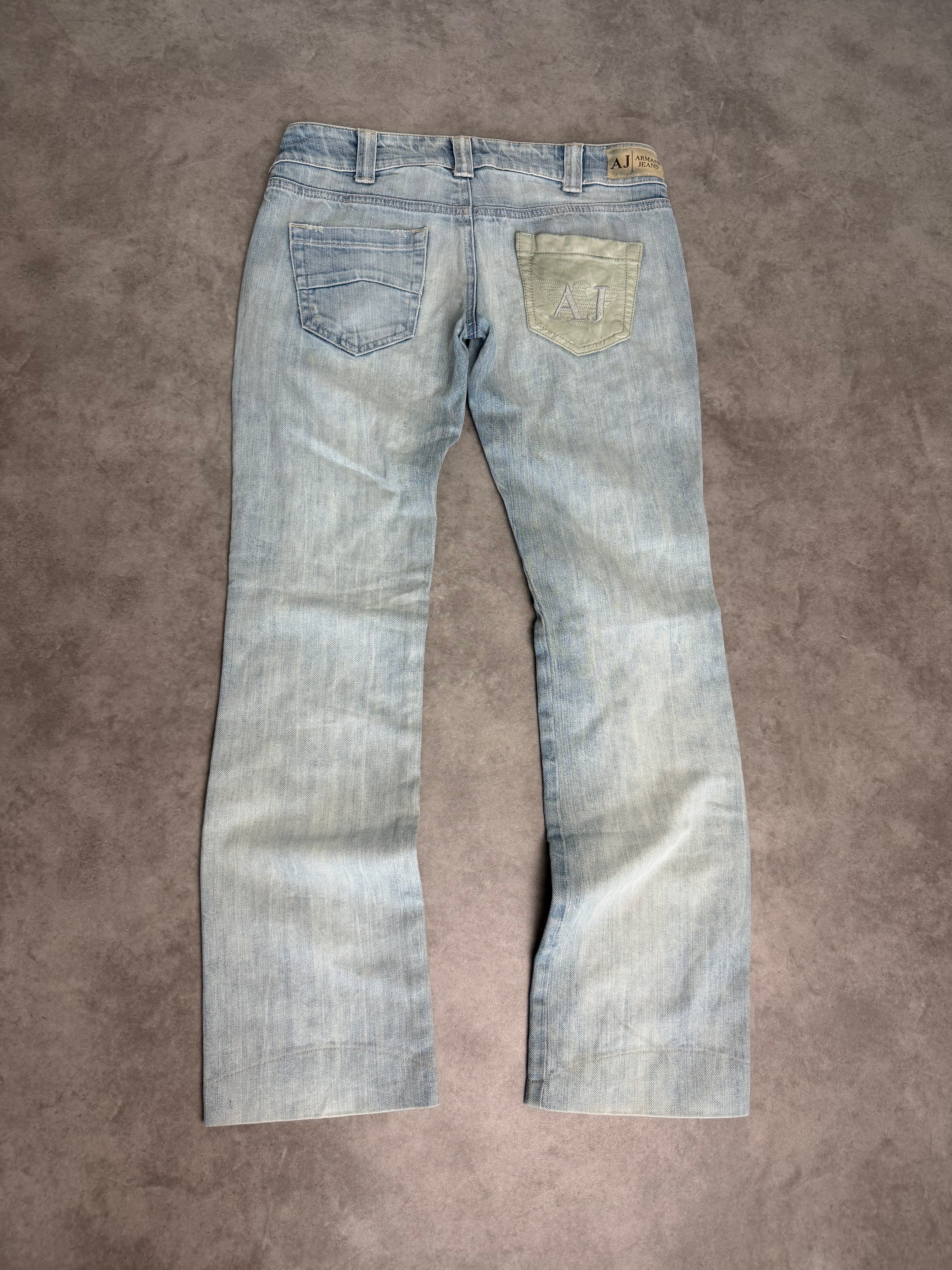 Armani bootcut Jeans (M)