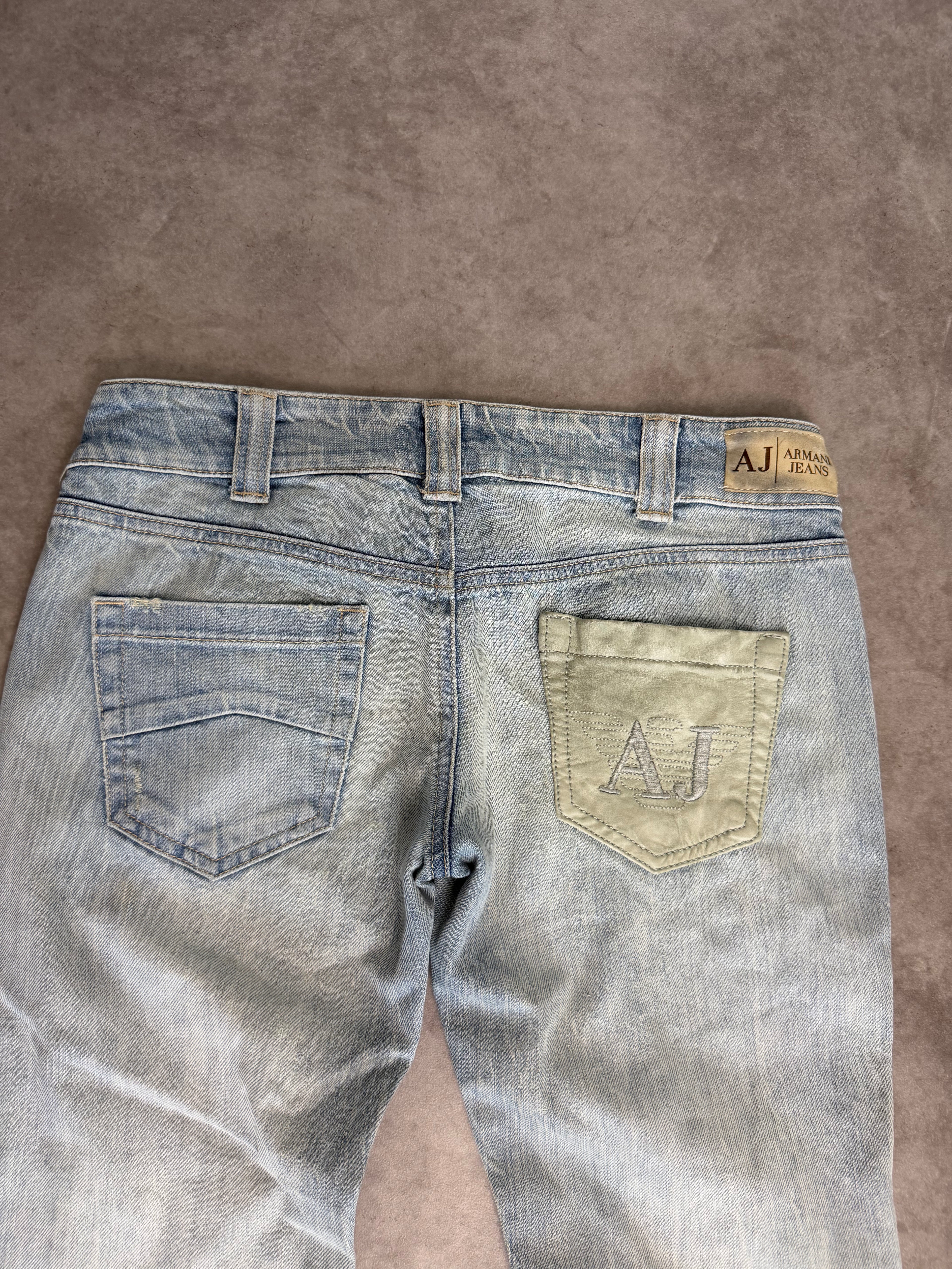 Armani bootcut Jeans (M)