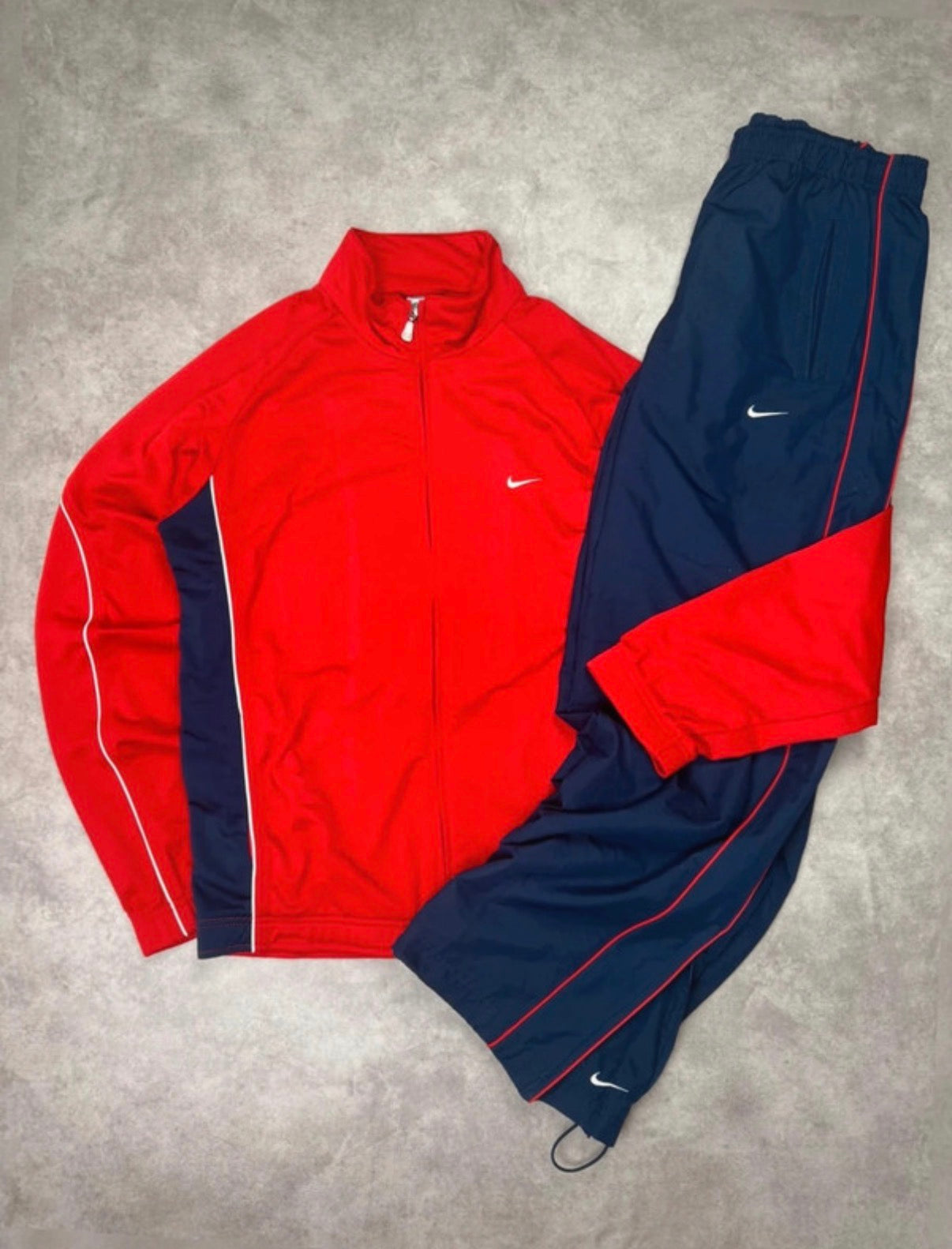 Nike Tracksuit (M)
